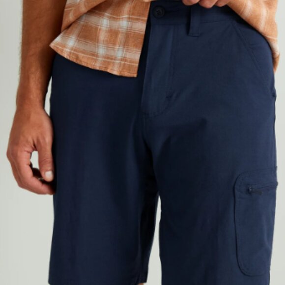 HUK Men's Blue  Next Level Quick-Drying Performance Fishing Medium Shorts‎ UPF - Picture 1 of 10